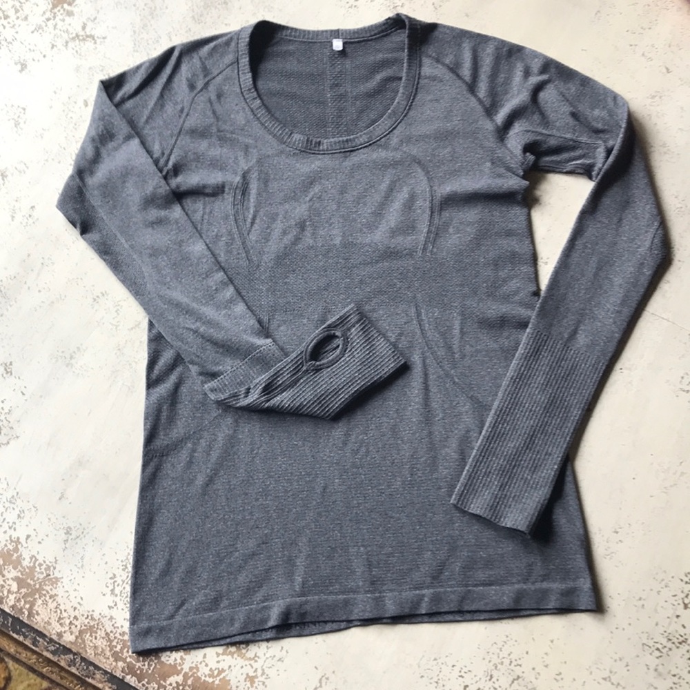 Lululemon Swiftly Tech long sleeve tee